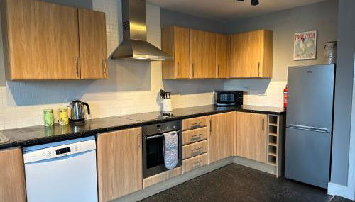 Stylish 2 Bed Apartment Derby - Foto 5, dishwasher, pet friendly, minibar