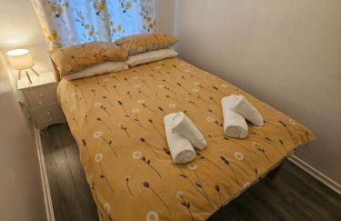 Stylish home in trendy area close to city centre, with parking - Foto 34