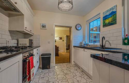 Charming Victorian Hidden Gem - Pass the Keys - Foto 7