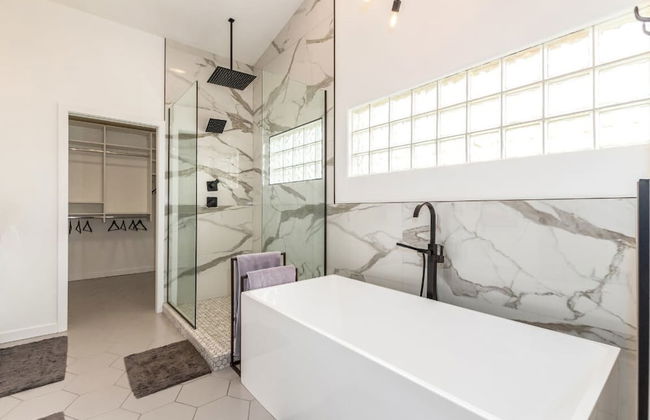 Sunburst Estate Htd Pool Putt Grn Sleeps 14 - Foto 26