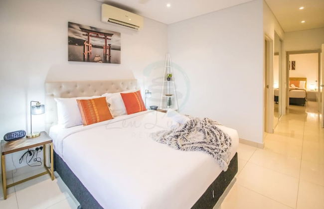 City Skyline Escape Office Parking Pool - Foto 2