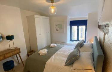 1750's cottage with open fire and beams - Foto 24