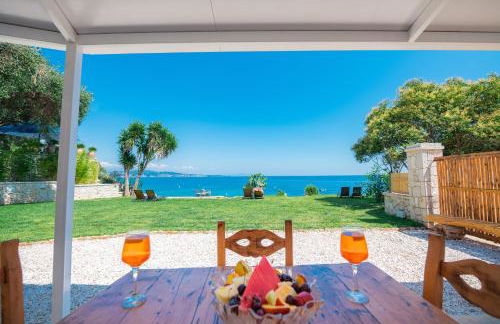 The Beach House Kaminaki - Foto 1