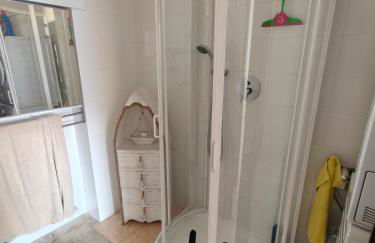 Beautifull view at lake - Photo 11