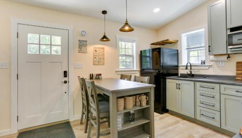 Secluded Poconos Cabin 75 Acres and Fire Pit! - Foto 4