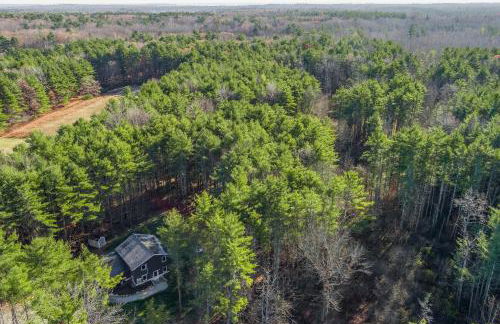 Modern Gem on 15 Acres, 5 Mi to Old Orchard Beach! - Foto 40