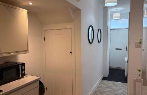 ResiLets - NEW 3 Bed Apt, Sleeps 5, Town Centre, Ideal for contractors, holidaymakers, Professional Short Stay - Foto 17