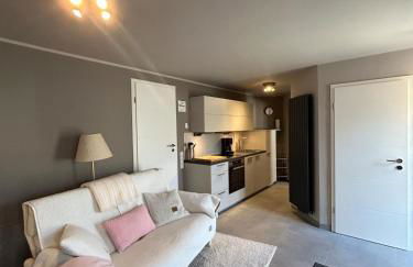 Helle Souterrain-Wohnung mit eigenem Eingang - Foto 2