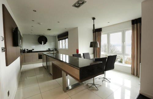 Viewpoint Villa - Luxury 4 Bedroom villa with elevated views - Foto 13