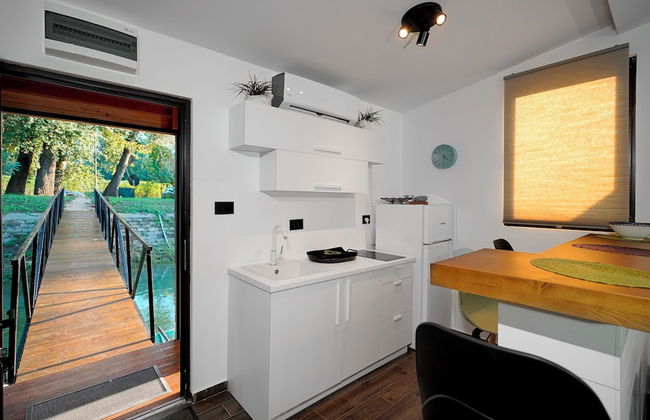 Beach House Belgrade - Photo 8