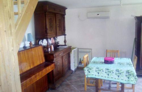 Gîte indépendant, clim et grand parking extérieur - Photo 10