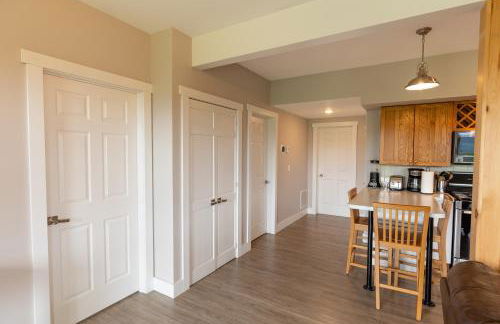 Spectacular Buckleberry View EV Recharge Hot Tub Fireplace Jacuzzi - Foto 16