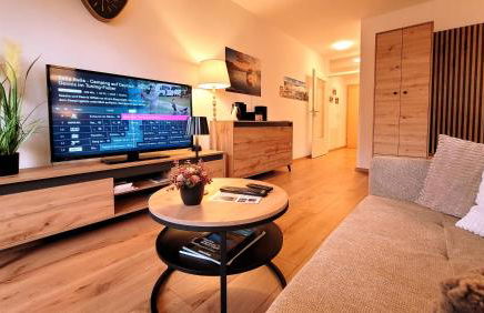 MADISON Homes Apartment 50 qm in Prien mit Balkon, Bergblick, Parkplatz, zentral gelegen - Foto 13