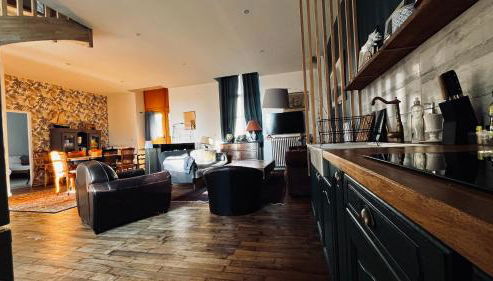 Ancienne école proche du Puy du Fou - Photo 3