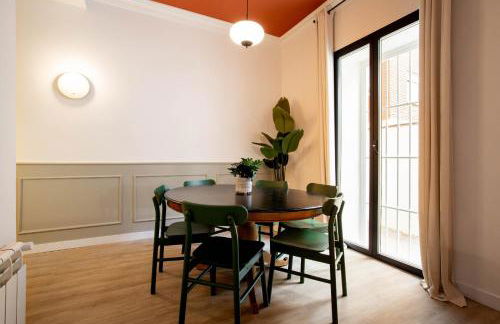 Puerta de America en Madrid - Photo 12