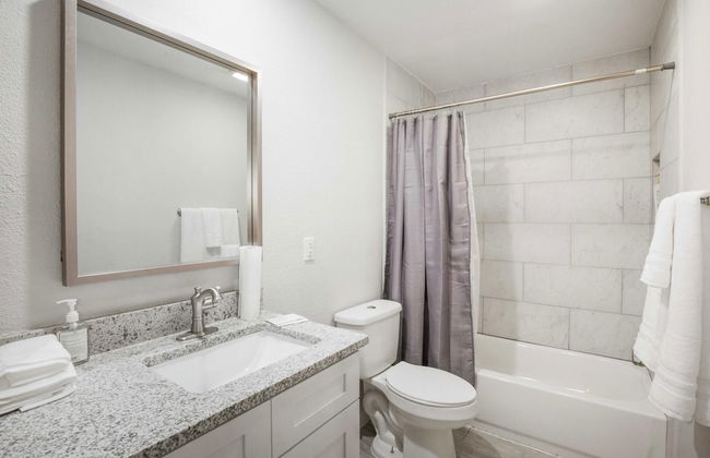 Cozy 2BR Near UT Hyde Park Evonify - Foto 6