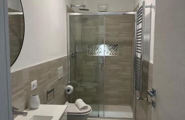 Beautiful Apartment with Swimming Pool - Photo 16