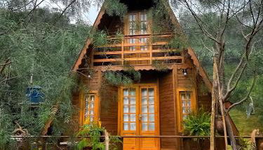 Chalé de Madeira em Vargem Alta - Foto 1