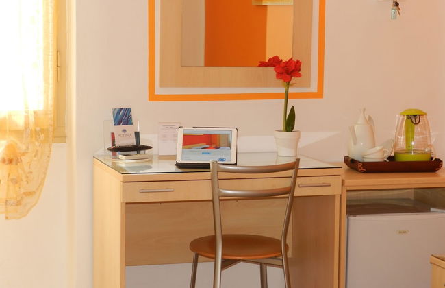 Actinia Accomodation - Photo 9