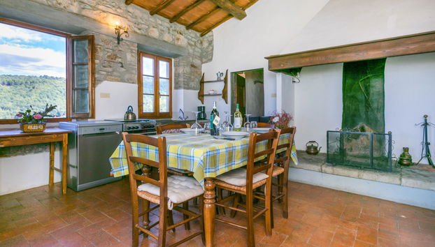 Kitchen / Dining Room