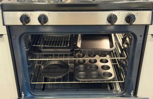 Modern Retreat 10 Min from Disneyland With Pool & Gym - Foto 61