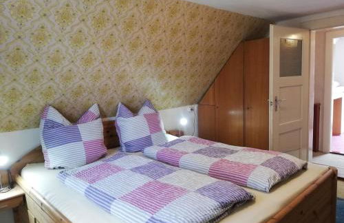 uriges Ferienhaus in Weißenburg Einbauküche und Garten - Foto 3