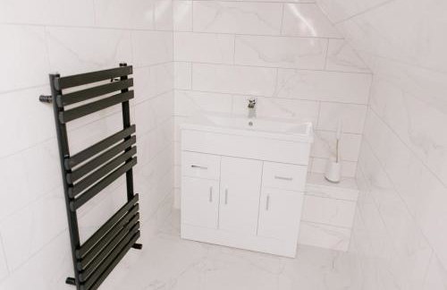 Apsley Way, 5 bed 4 bathroom house - Foto 30