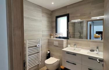 Villa Monte e Mare, piscine chauffée, climatisée à 5 mn de la plage de santa giulia - Foto 16