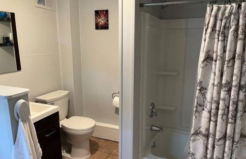 Main, Three Bedroom House in Historic Loveland - Foto 13