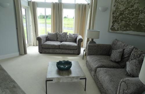 The Lodge - Bidford Grange Golf Course - Photo 4