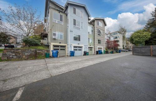 Queen Anne Modern Family Home Free Parking - SLU - Gym - Foto 31