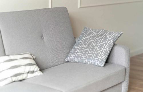 Przestronny Apartament z 2 Sypialniami by Noclegi Renters - Foto 8