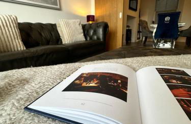 Luxury Pet-Friendly 2 Bed Retreat in Central Bowness with Copper Roll-Top Bath & Sun Terrace - Foto 8