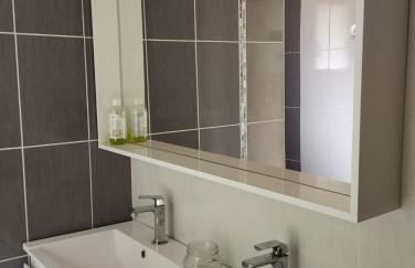 Familly 3 se trouve a 10 min du circuit des 24 h du mans 1 H 30 du péage saint Arnoult 15 min du pôle européen du cheval a savignee l'évêque - Photo 6