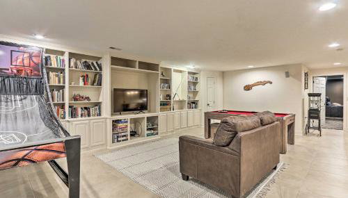 Charles Town Home with Private Pool and Hot Tub - Foto 5