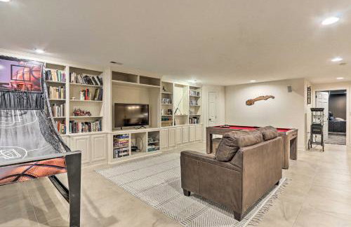 Charles Town Home with Private Pool and Hot Tub - Foto 5