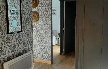 CHARMANT APPARTEMENT CENTRE VILLE LE RONSARD - Foto 8