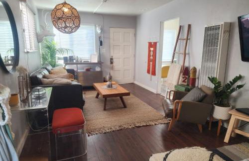 Urban Beach Getaway 2 - Photo 4