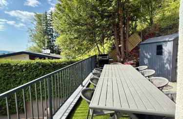 La Maison du Lac sleeps 10 and has air conditioning - Foto 26