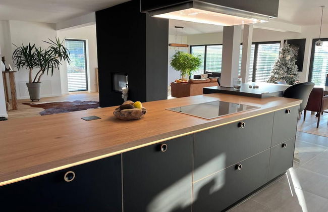 House - Sleeps 8 - Pets Ok - Garden - Parking - Photo 5