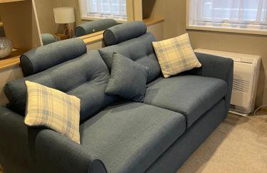 Chichester Lakeside Holiday Park Lakefront Lodge - Foto 6