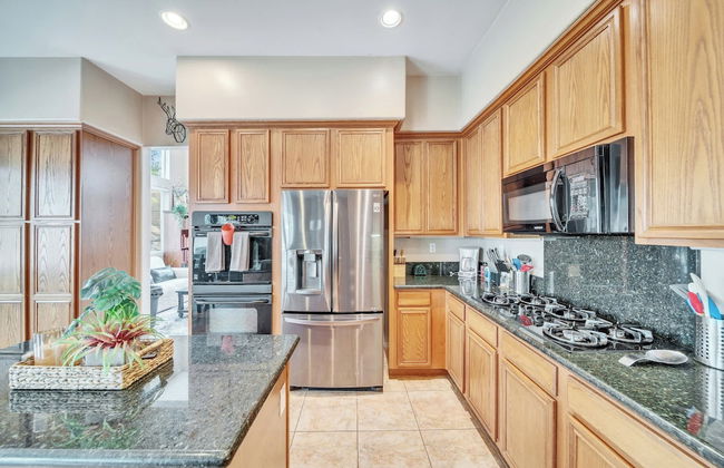 Spacious Golf Course Retreat - w/ Modern Kitchen - Foto 11