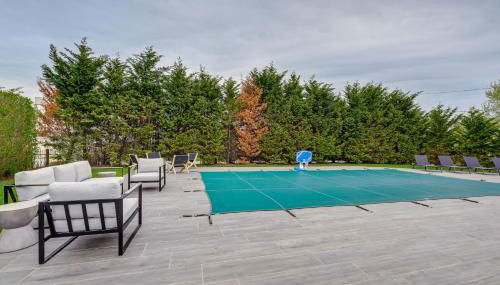 Stunning Westhampton Beach Home with Private Pool - Photo 3