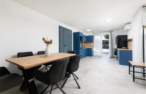 Awesome Home In Lakmartin - Photo 6