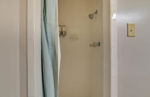 Large Home with Deck and Grill about 9 Mi to Virginia Tech - Foto 21