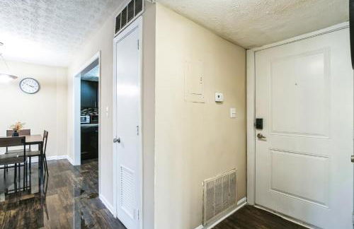 Halsten at Vinings 3114 Spacious 1 bed 1 Bath - Foto 9