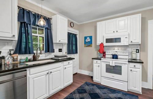 Blue Bungalow 2BR1BA Lexington - Foto 3