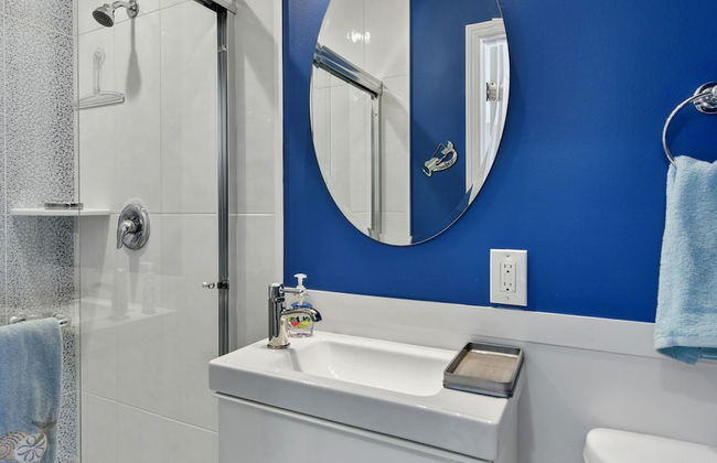 Waterfront Beach House - Photo 17