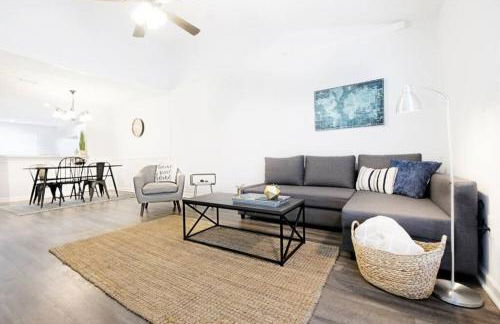 Dwell Proper 2 Bedroom Condo - Foto 20