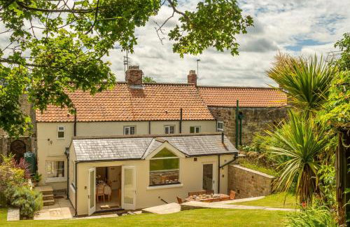 Beadale Cottage - Photo 1